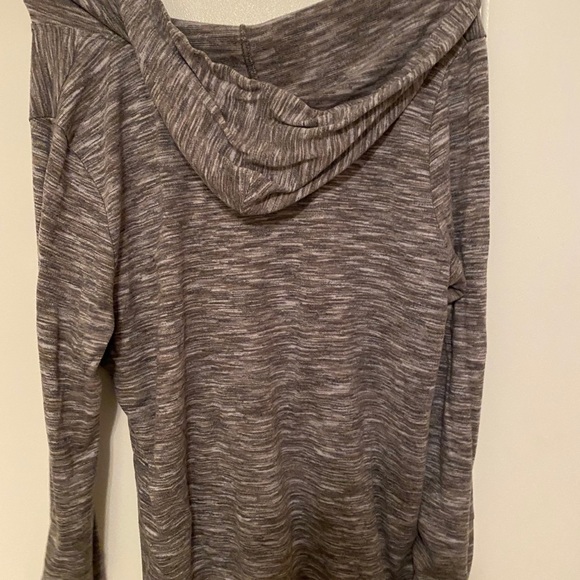 Grey pullover - Picture 4 of 4